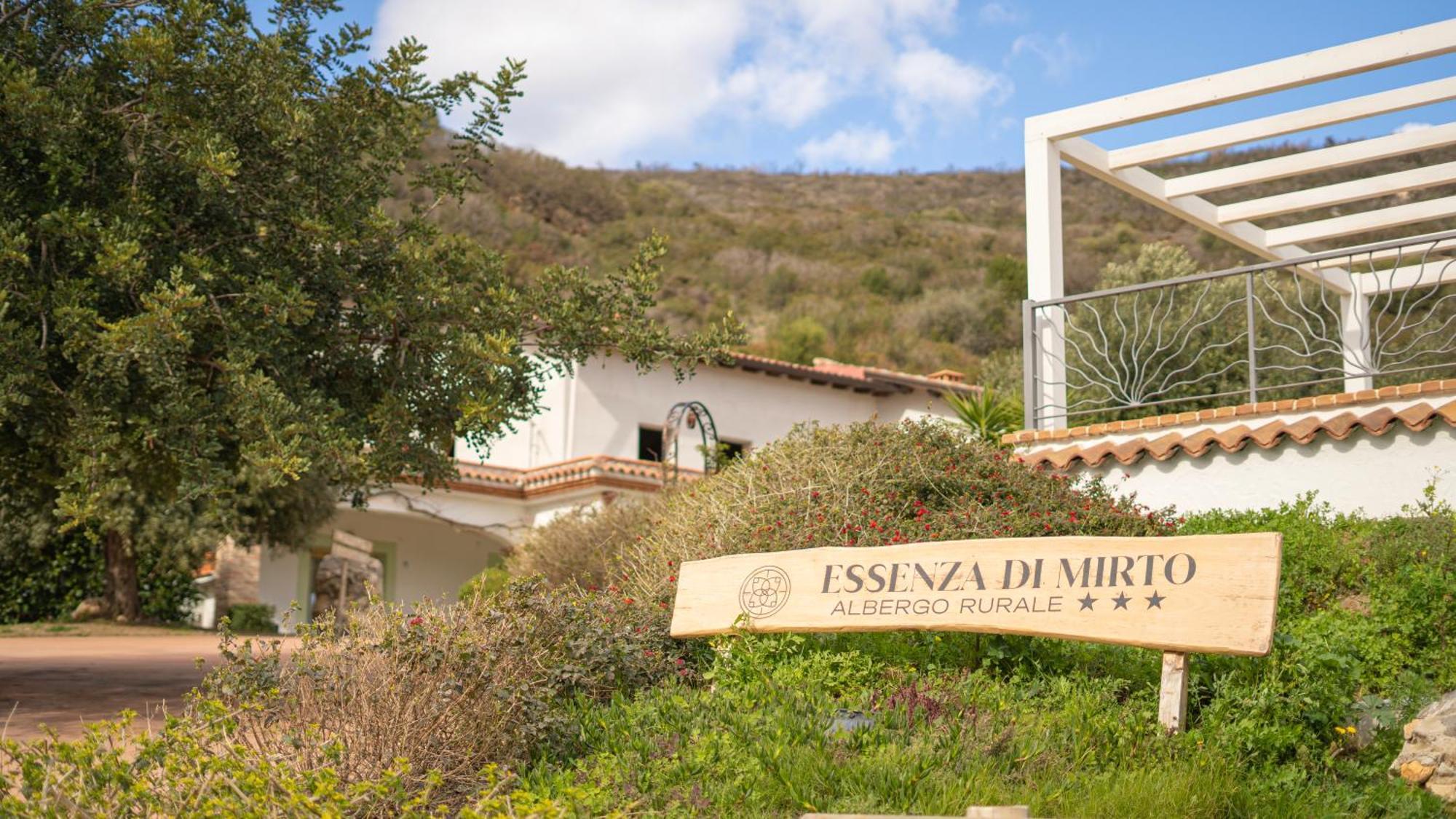 לה קאלטה Hotel Essenza Di Mirto מראה חיצוני תמונה